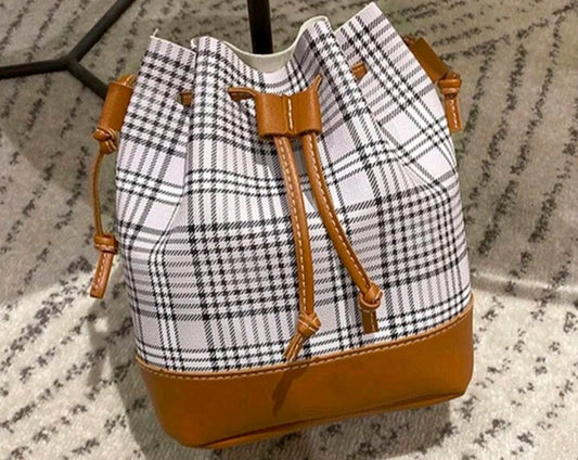 Plaid Bucket Bag